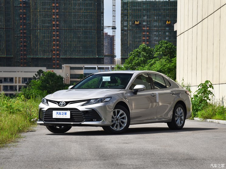 Названа дата премьеры Toyota Camry нового поколения: что известно о новинке?