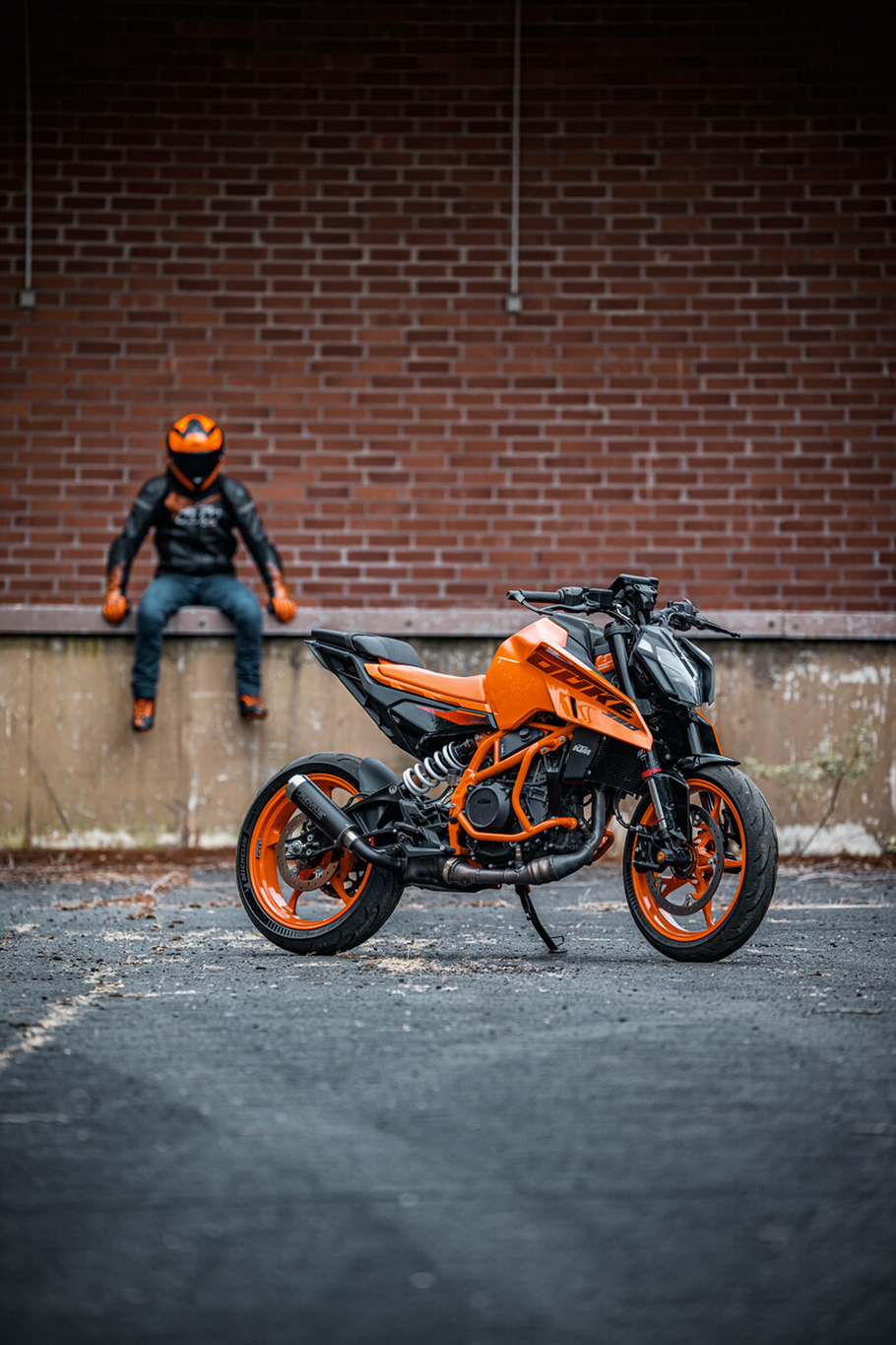 В Россию везут KTM 390 Duke нового поколения очередной мотосезон не за горами