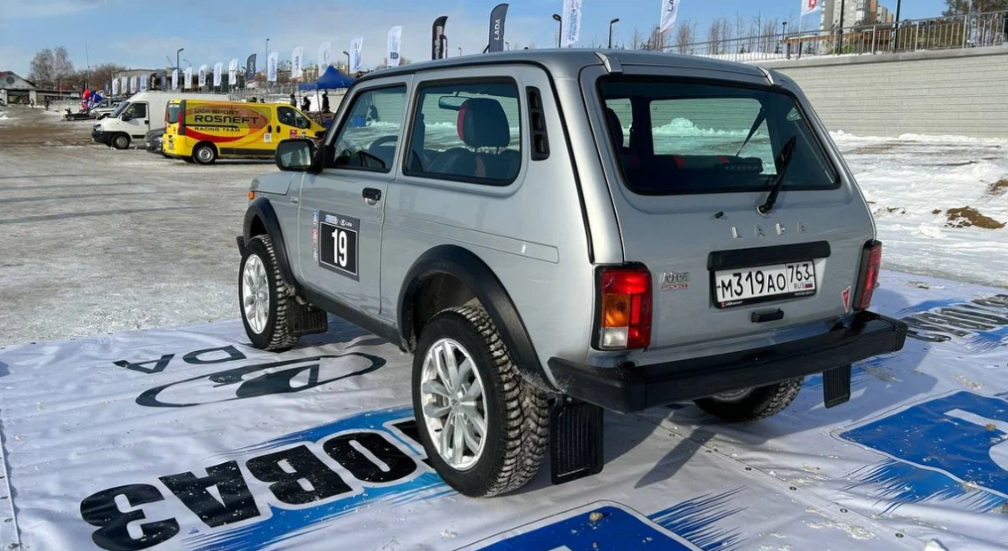 АвтоВАЗ показал новую Lada Niva Sport: мощный мотор и яркий салон